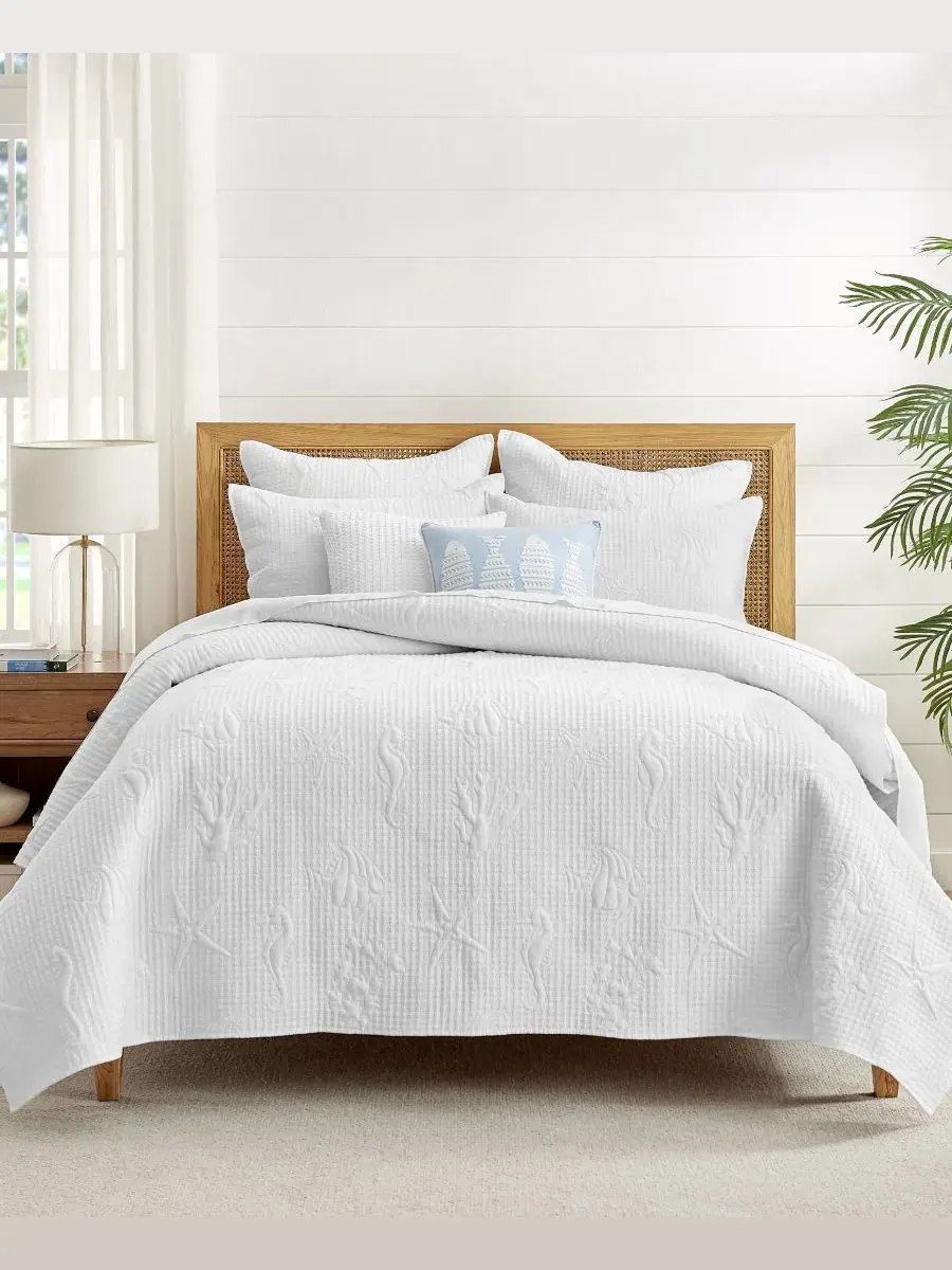 Наволочка Cross Stitch Sea Euro Sham Levtex Home — изображение 4 из 4, белый