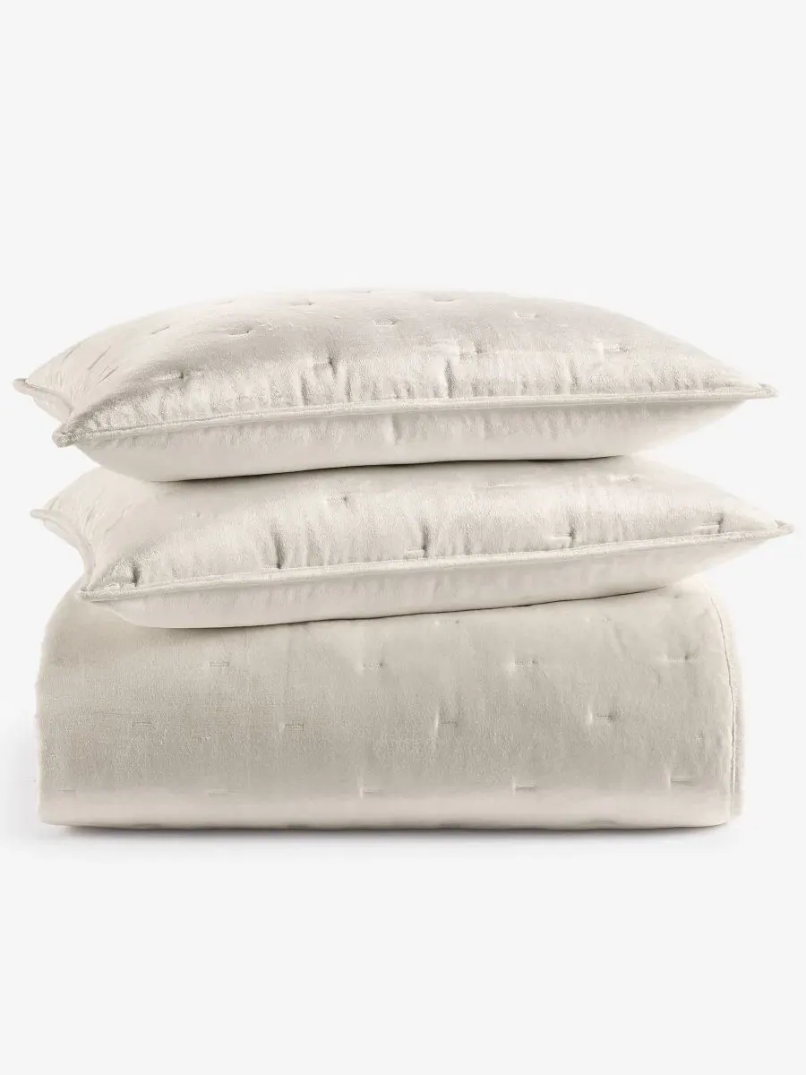 Покрывало-комплект Velvet Plush 3-Piece Coverlet Set, King Hotel Collection — изображение 5 из 7, белый