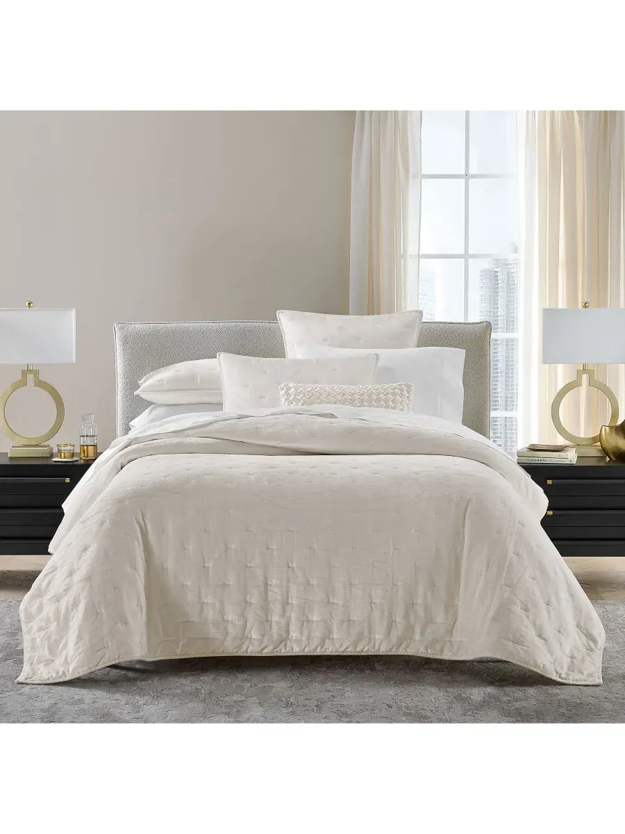 Покрывало-комплект Velvet Plush 3-Piece Coverlet Set, King Hotel Collection — изображение 6 из 7, белый