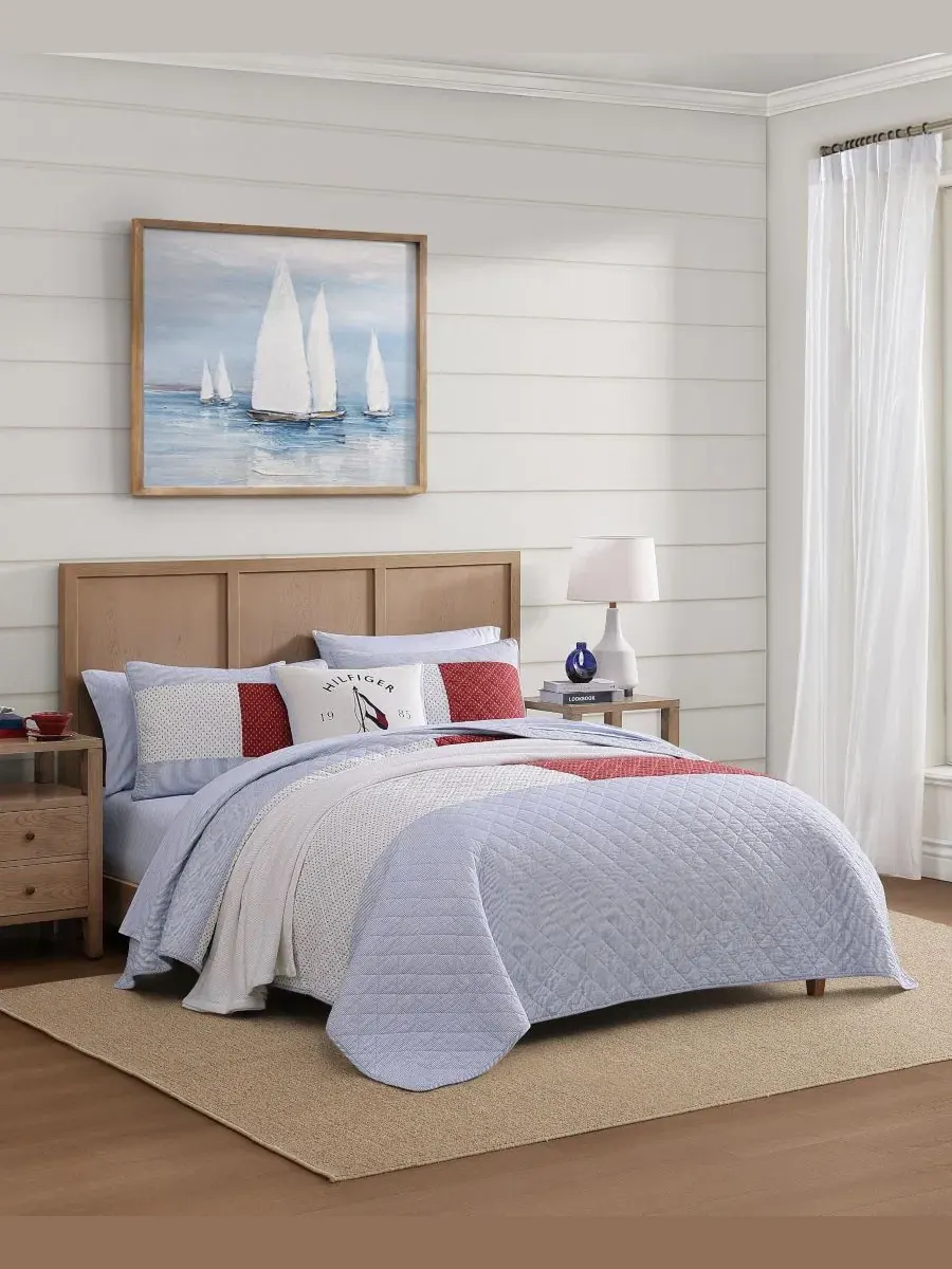 Стеганое одеяло с наволочками Nautical Anchor Flag 3-Piece Quilt Set Tommy Hilfiger — изображение 8 из 8, синий белый красный