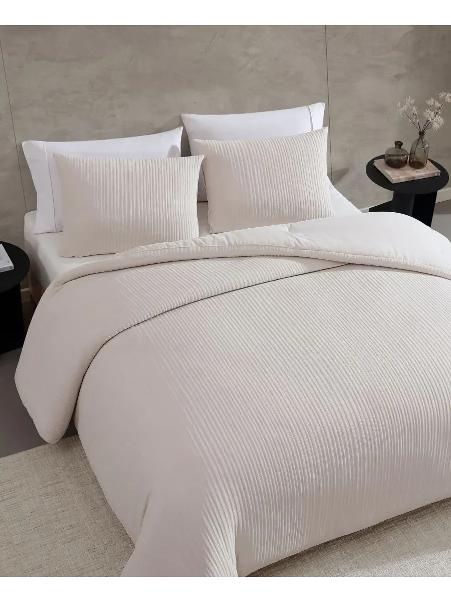Комплект стеганого одеяла из шенилла Solid 3-пр., King Vera Wang — изображение 4 из 8, коричневый