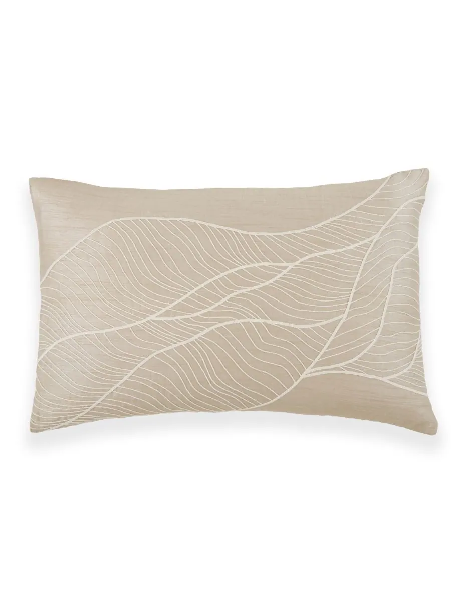 Наволочка с вышивкой Дюна, стандартная Donna Karan Home