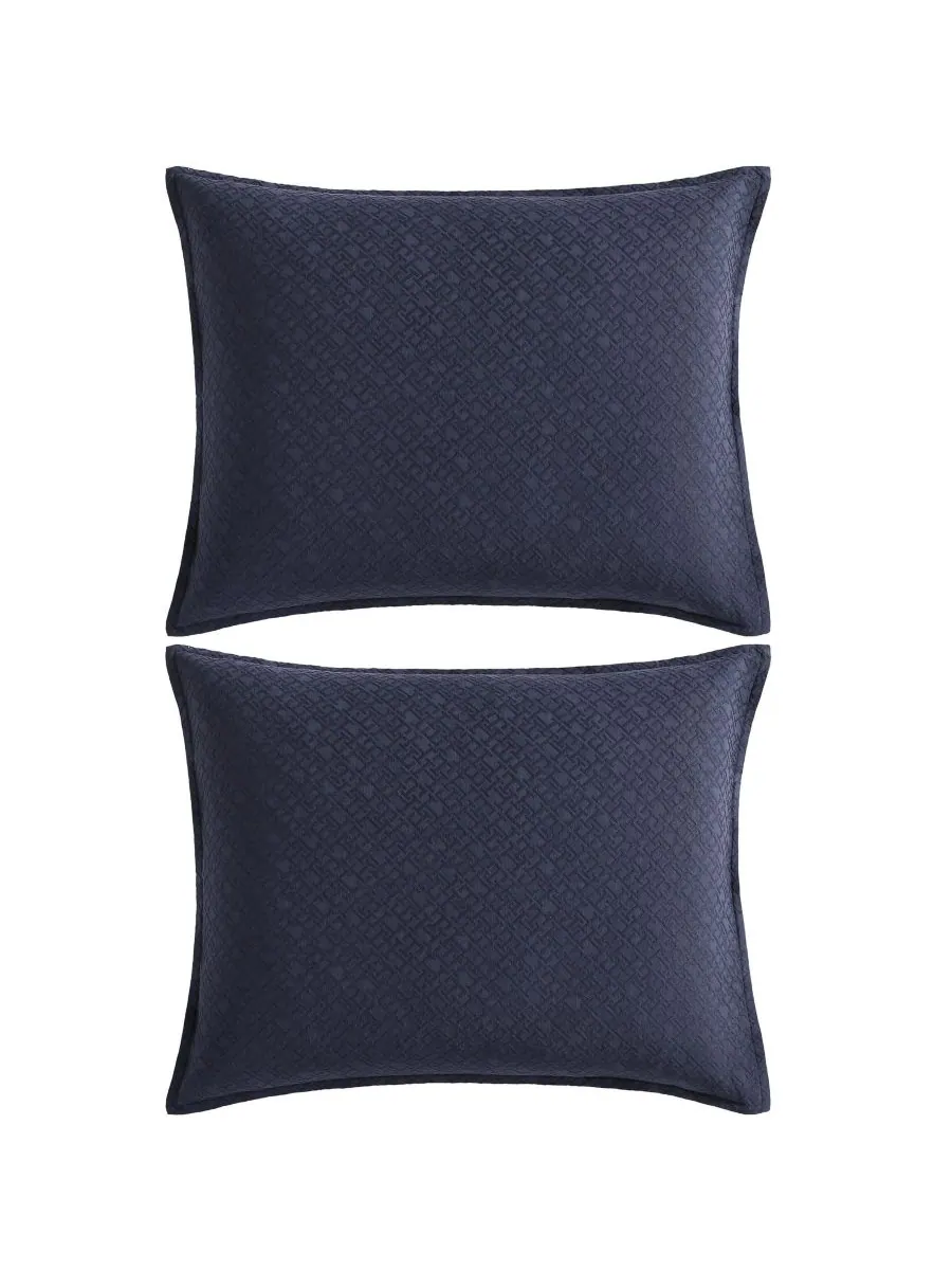 Комплект постельного белья monogram matelasse, 3 предмета, размер king. Tommy Hilfiger — изображение 7 из 8, темно-синий