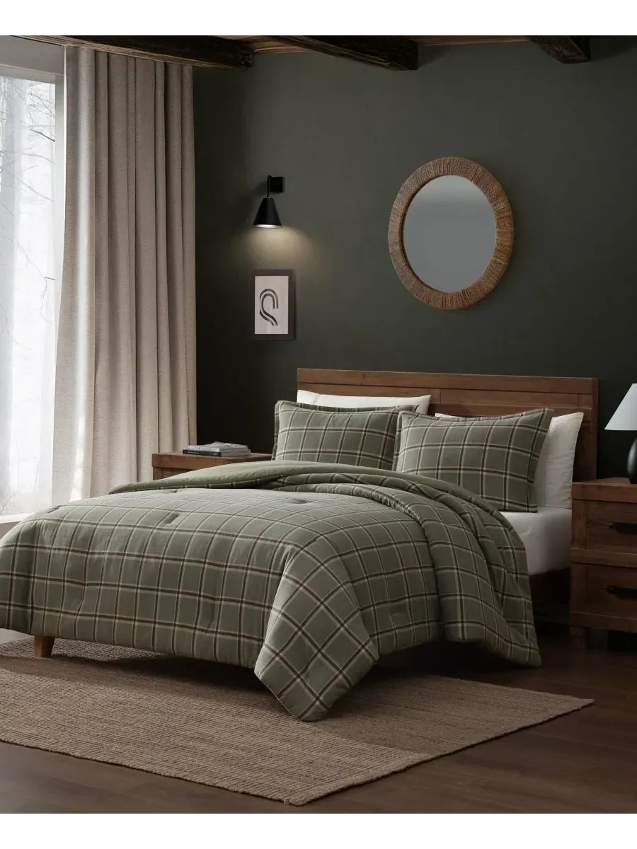 Комплект стеганого фланелевого одеяла Alpine Plaid Eddie Bauer — изображение 2 из 7, зеленый коричневый