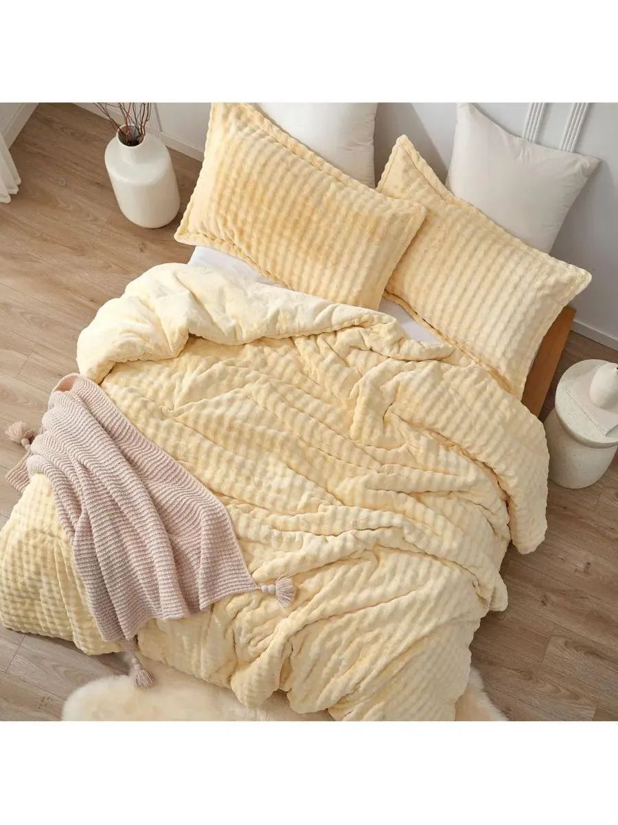 Одеяло-комфортер Snowball Double Chunky Bunny Oversized Comforter Set Coma Inducer — изображение 1 из 4, кремовый