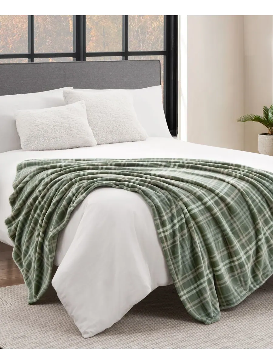 Мягкий плед в клетку «Кемпер», 50 x 70 дюймов Lucky Brand — изображение 5 из 7, зеленый