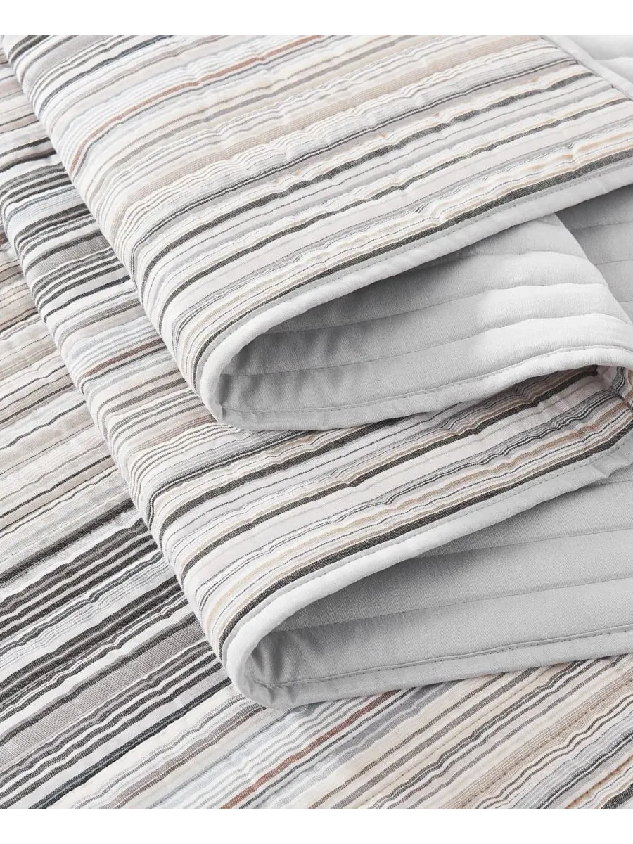Набор стеганых покрывал Navarre Yarn Dye Stripe Oceanfront Resort — изображение 6 из 6, мульти