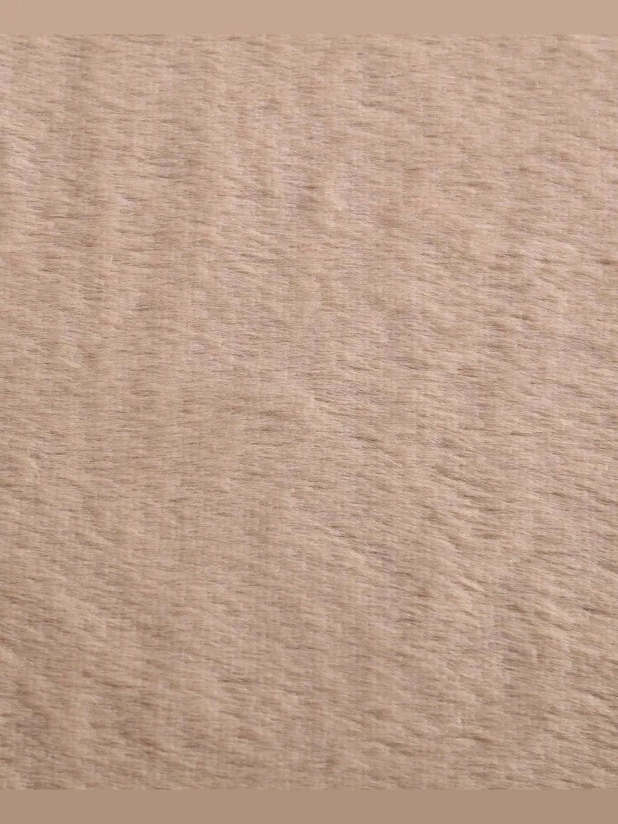 Однотонный плед из искусственного меха, 70 x 50 дюймов Kenneth Cole New York — изображение 3 из 6, чай