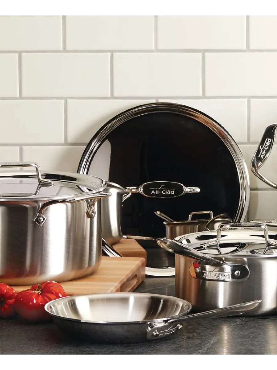 All-Clad Кастрюля с крышкой D5 из матовой нержавеющей стали, 8 кварт (около 2,8 л) — изображение 2 из 9, серебристый