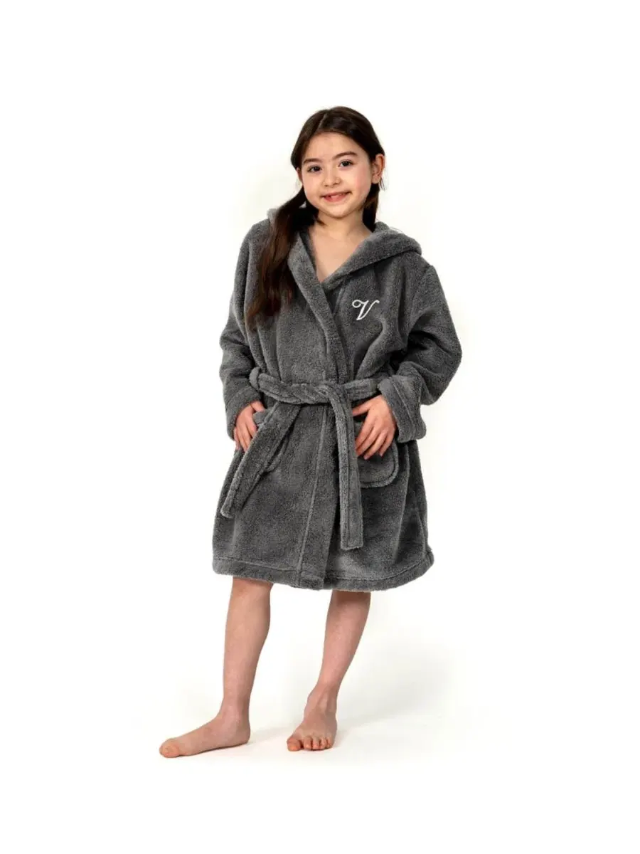 Детский халат с капюшоном из микрофибры Personalized Kids Super Plush Hooded Bathrobe Linum Home — изображение 3 из 4