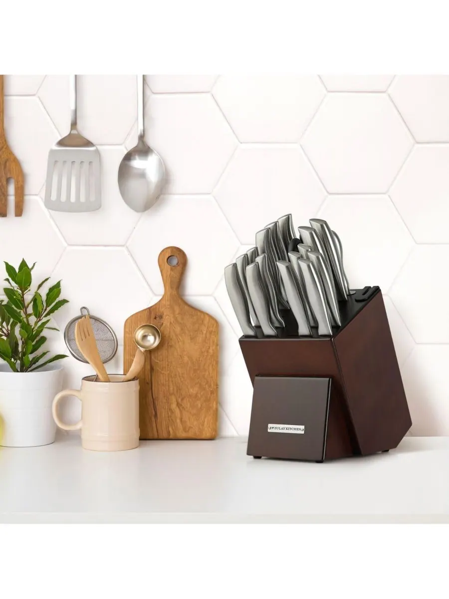Набор из 18 ножей из нержавеющей стали с подставкой и точилкой Zulay Kitchen — изображение 4 из 7, коричневый