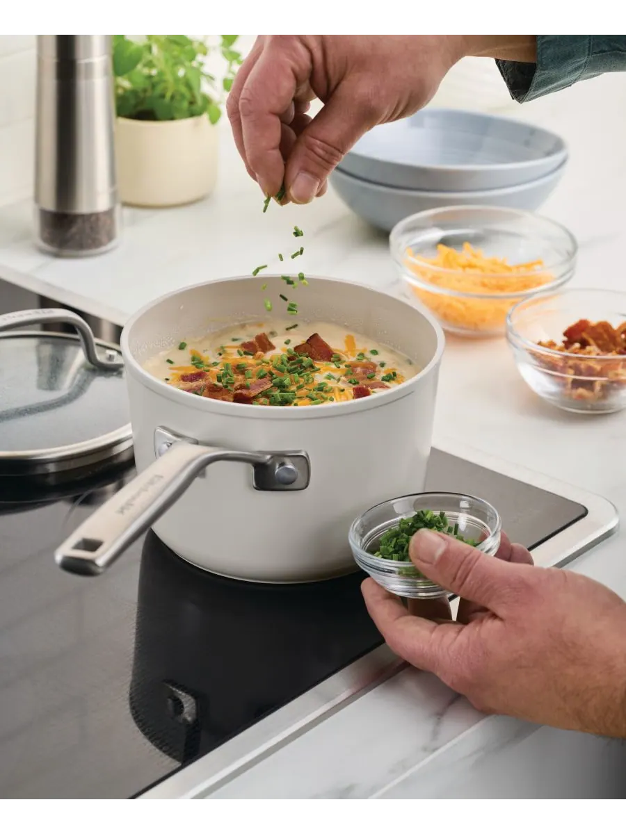 Ковш с крышкой KitchenAid Hard-Anodized Ceramic Induction, 1,9 л, Белый фарфор — изображение 2 из 10
