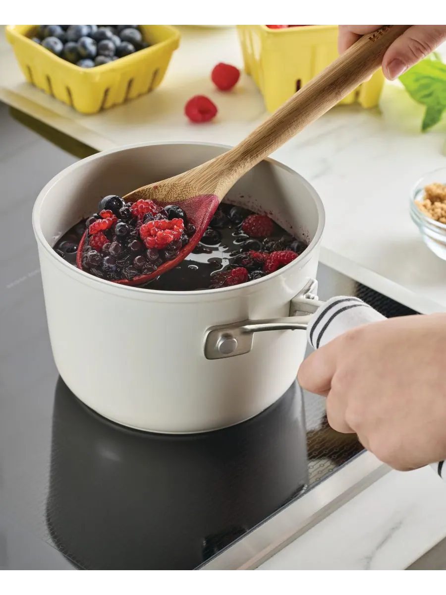 Ковш с крышкой KitchenAid Hard-Anodized Ceramic Induction, 1,9 л, Белый фарфор — изображение 4 из 10