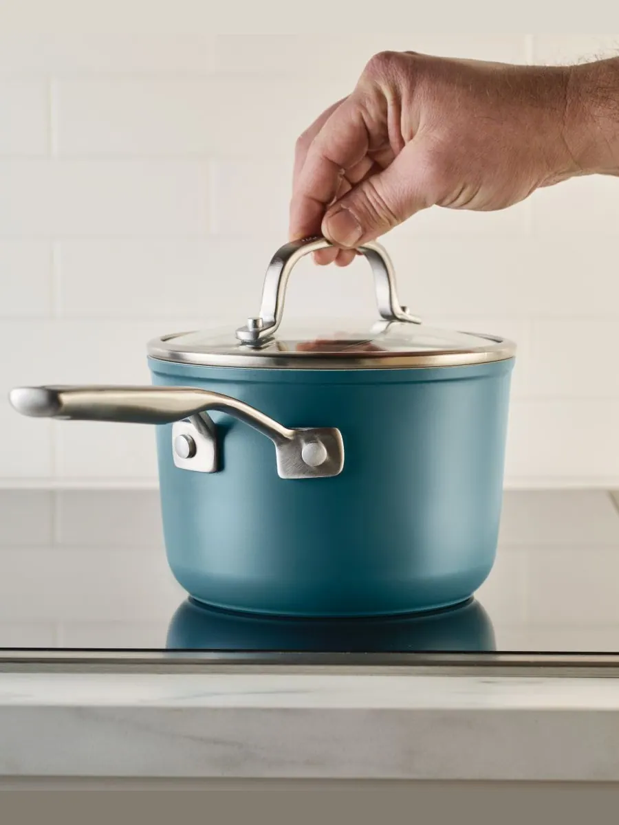 Ковш с крышкой KitchenAid Hard-Anodized Ceramic Induction, 1,9 л, Белый фарфор — изображение 10 из 10