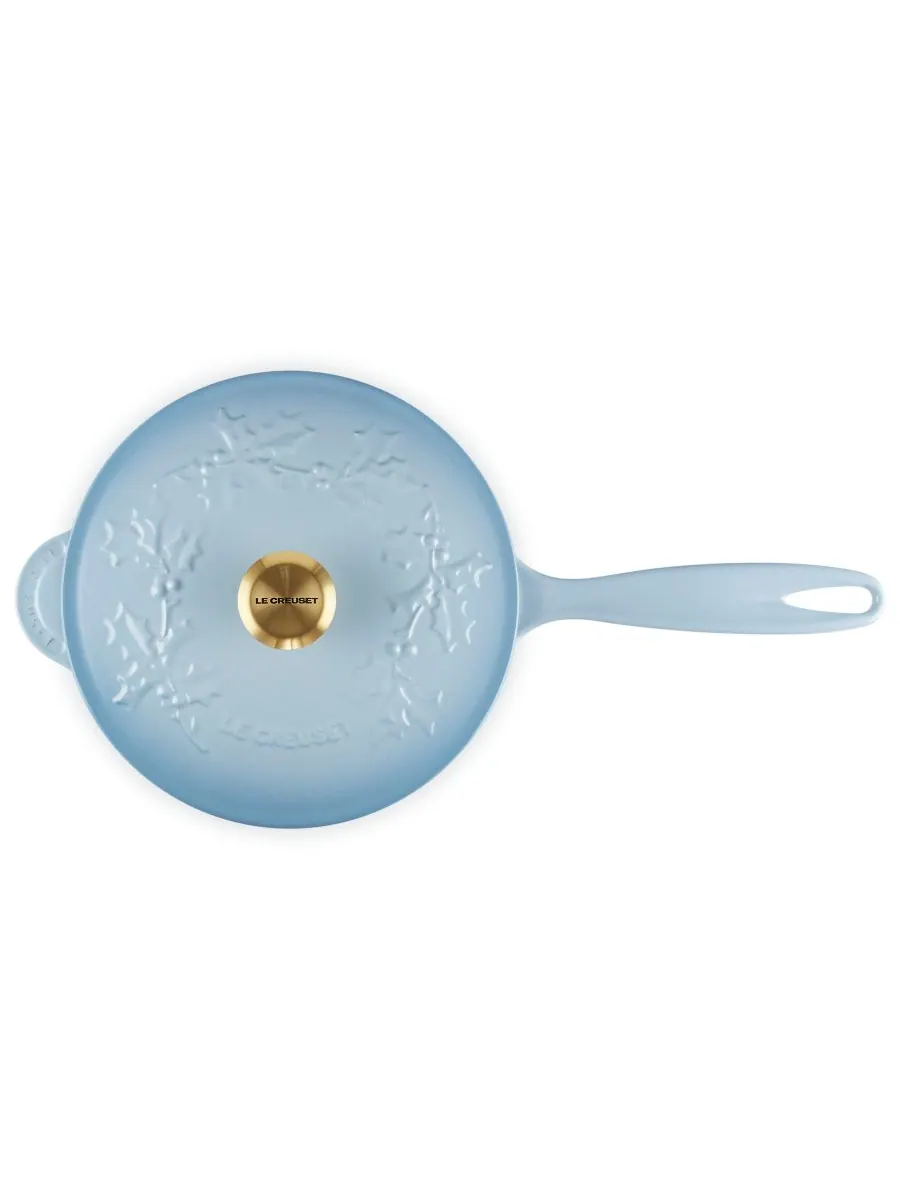 Сотейник чугунный Le Creuset Holly Collection, 2,1 л, 21 см — изображение 3 из 8, синий
