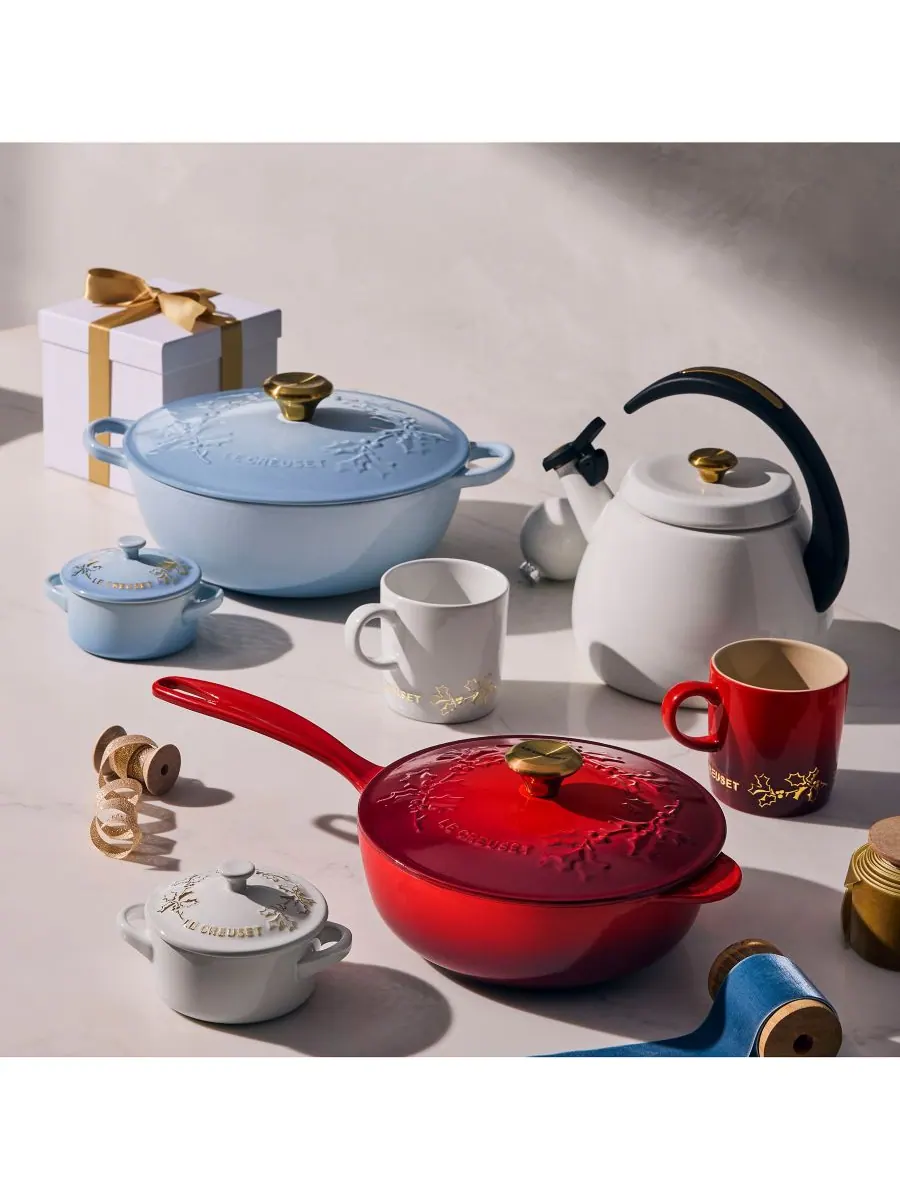 Сотейник чугунный Le Creuset Holly Collection, 2,1 л, 21 см — изображение 8 из 8, синий
