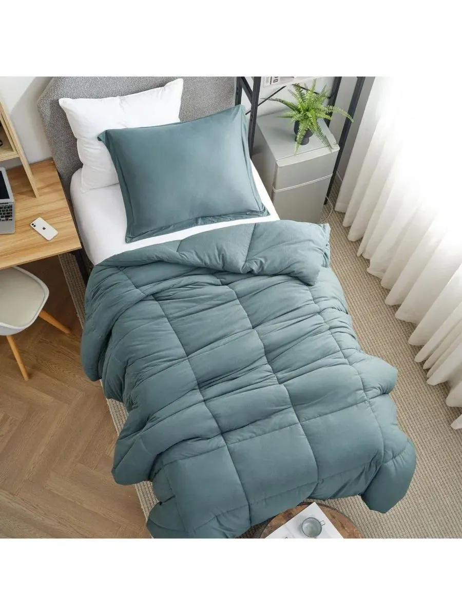 Одеяло-комфортер Oversized с наполнителем 600 GSM Coma Inducer — изображение 2 из 3, зеленый