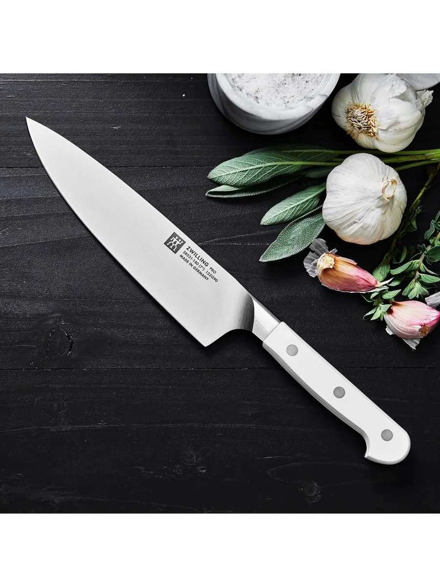 Нож поварской ZWILLING Pro Le Blanc Slim, 18 см — изображение 3 из 5, серебристый