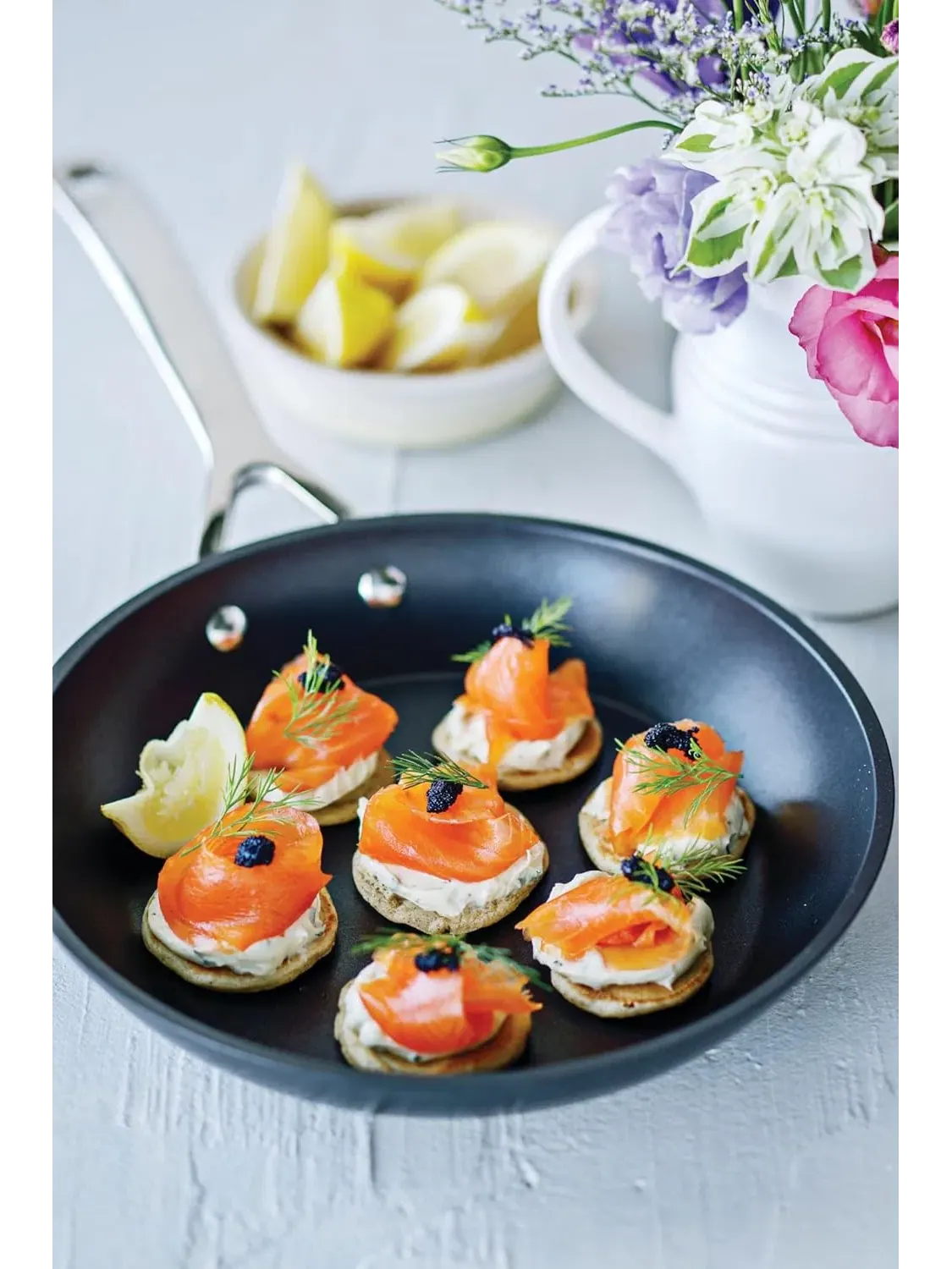 Сковорода Le Creuset Toughened Non-Stick, 20 см — изображение 3 из 10, черный