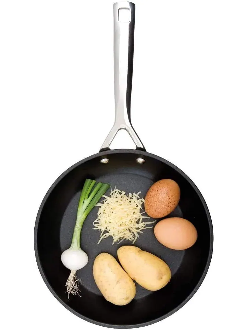 Сковорода Le Creuset Toughened Non-Stick, 20 см — изображение 6 из 10, черный