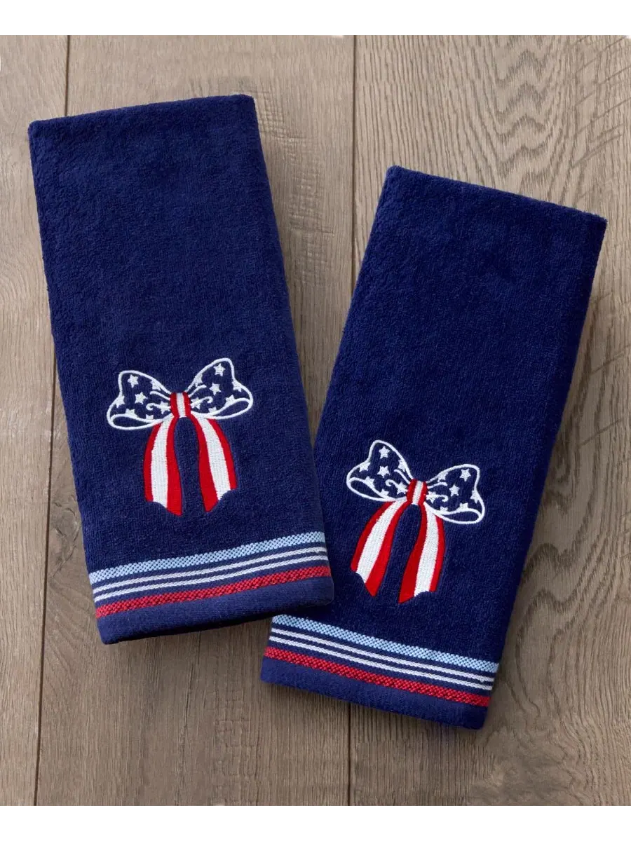 Набор из 2 полотенец для рук с вышивкой Americana Bow SKL Home — изображение 2 из 4, темно-синий