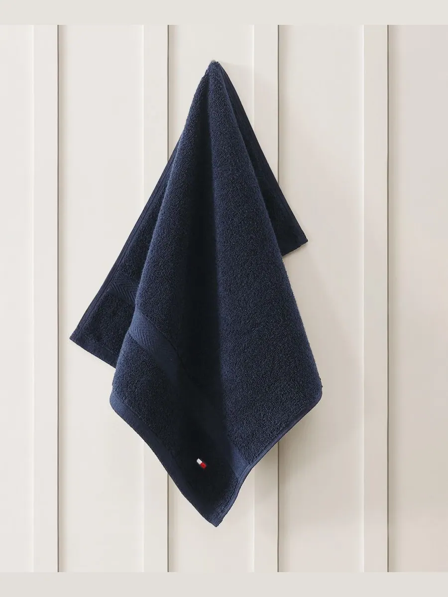 Современное американское полотенце для рук из однотонного хлопка, 40 см x 66 см Tommy Hilfiger Home — изображение 2 из 10