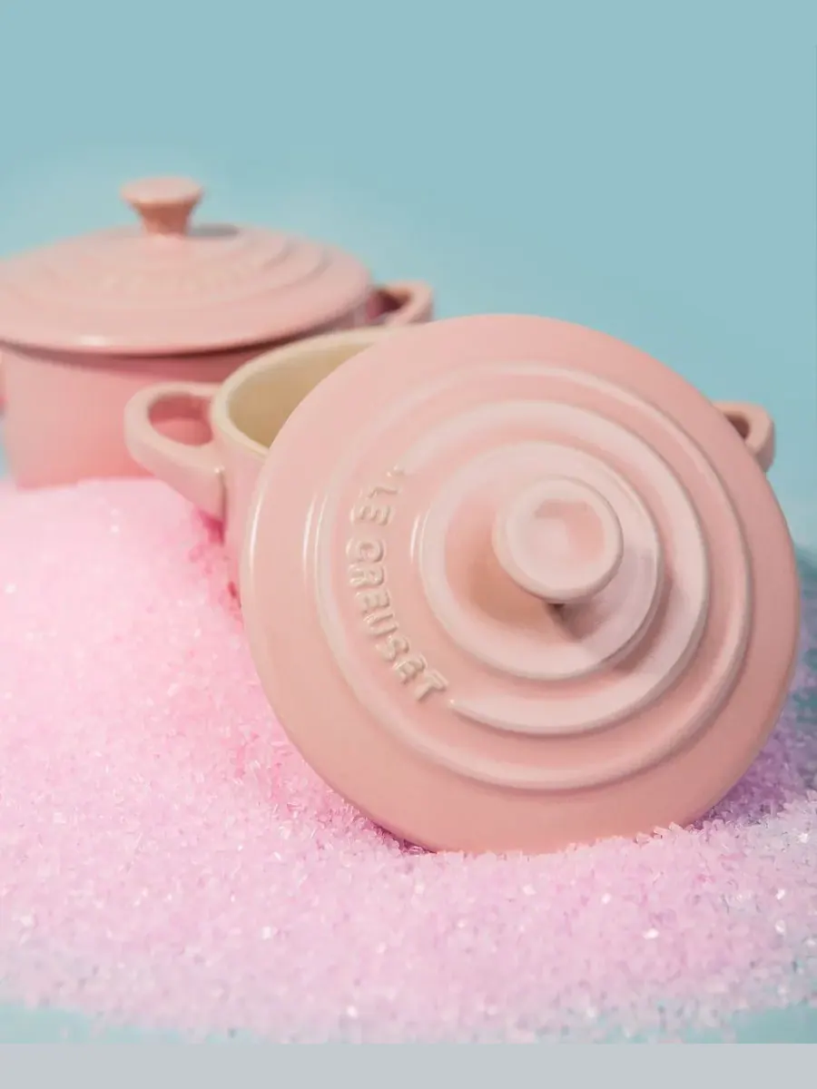 Керамическая мини-кокотница Le Creuset, 0.25 л, 10 см, персиковый/сердце — изображение 3 из 3, розовый