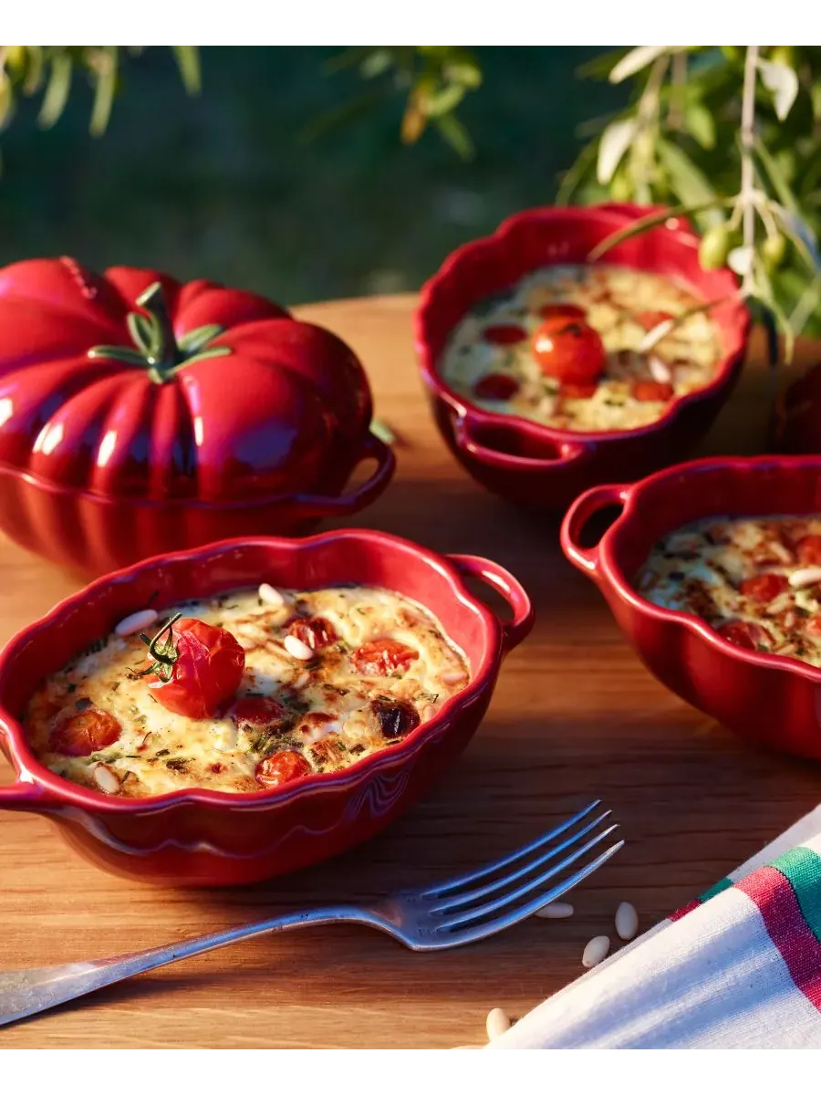 Фигурная кокотница Staub Ceramic «Томат», 12 см, 0.47 л — изображение 5 из 6, томатный