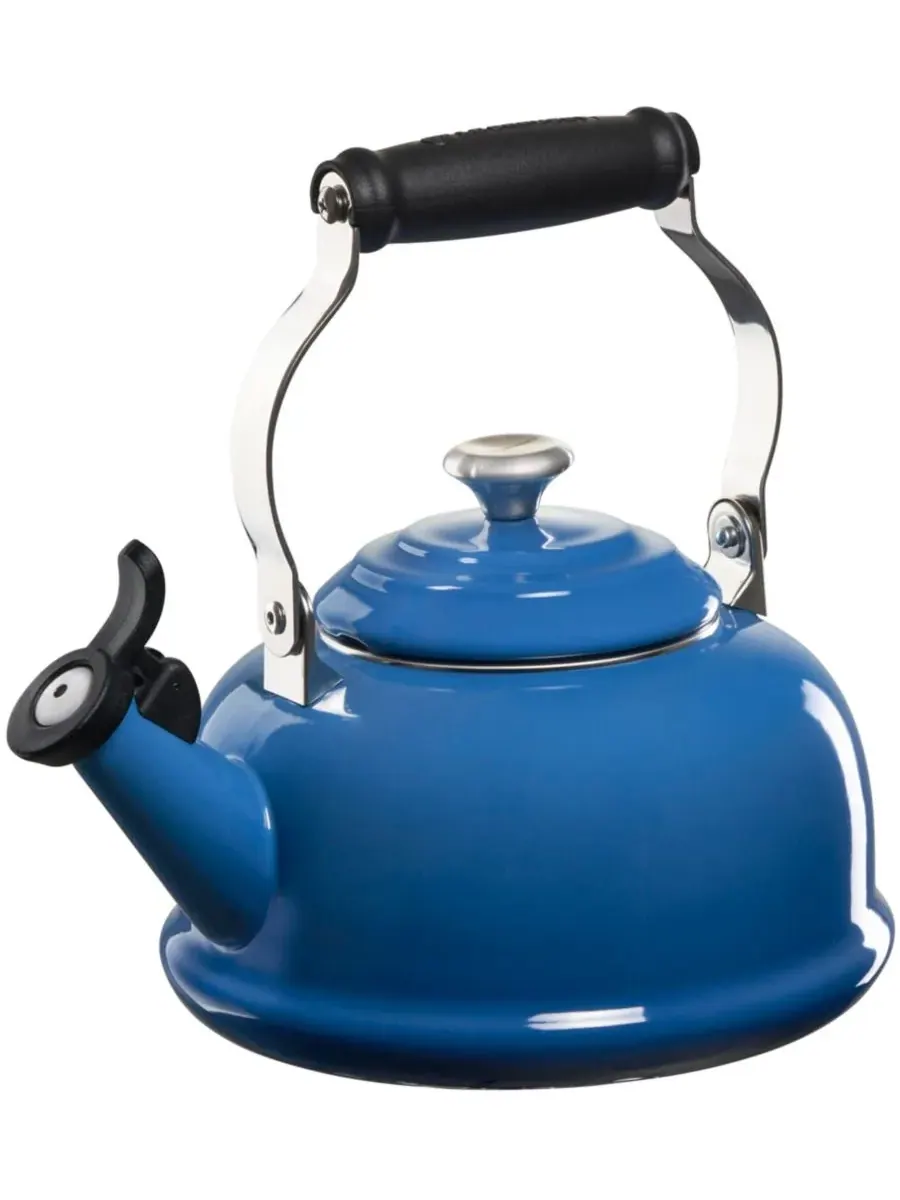Эмалированный стальной чайник с шумовкой, объемом 2 л Le Creuset, Marseille