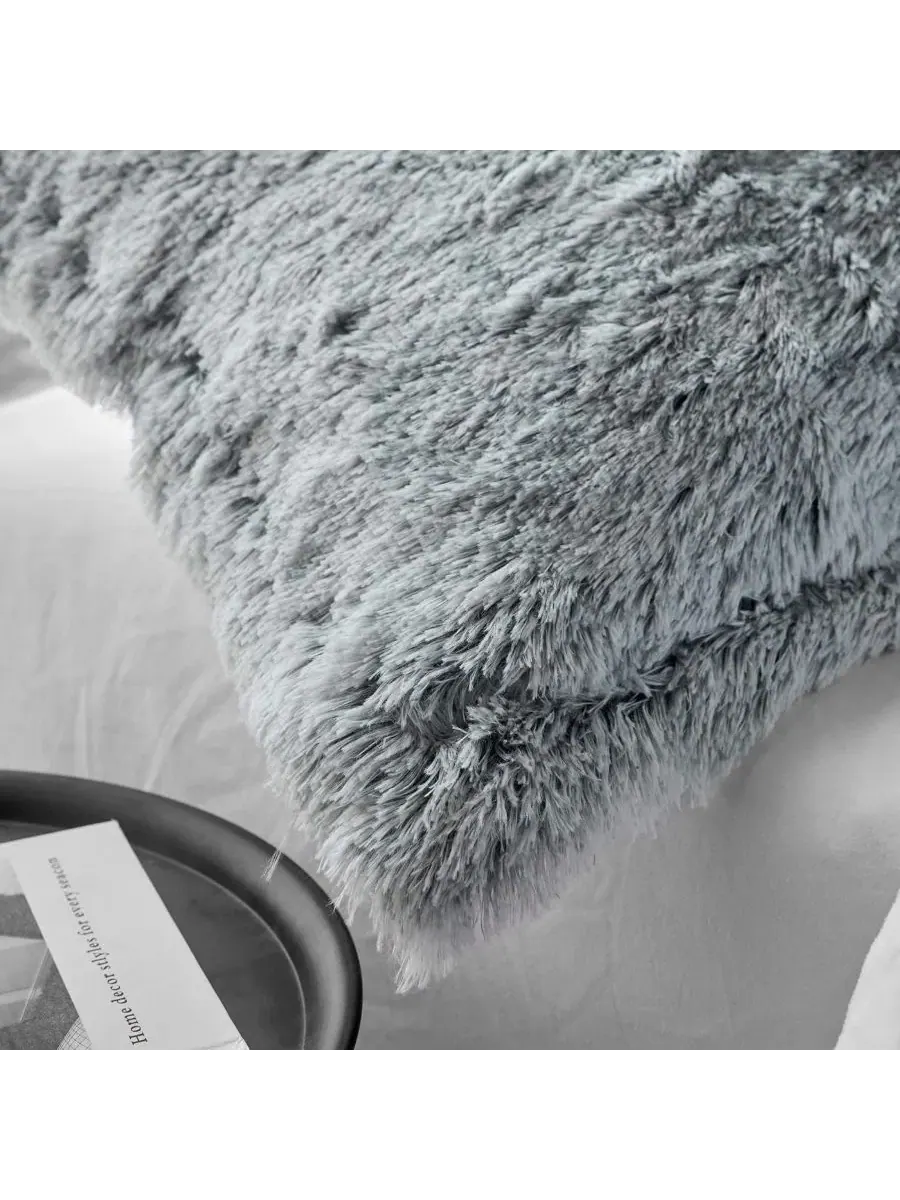 Одеяло-комфортер XL Oversized Comforter Set Frosted Navy Gray Coma Inducer — изображение 2 из 3, серый
