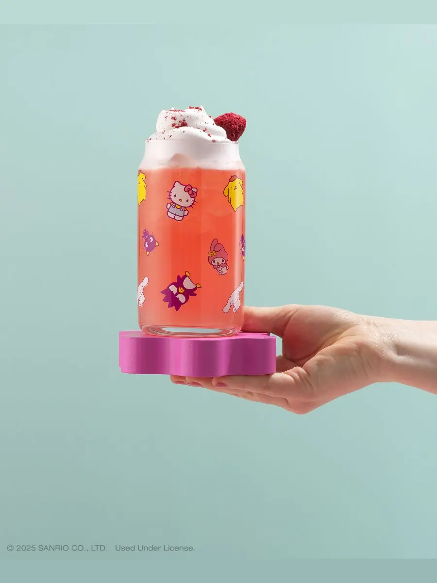 Набор из 4 стаканов для напитков Hello Kitty Friends с изображением персонажей мультфильма «Друзья» — изображение 7 из 8