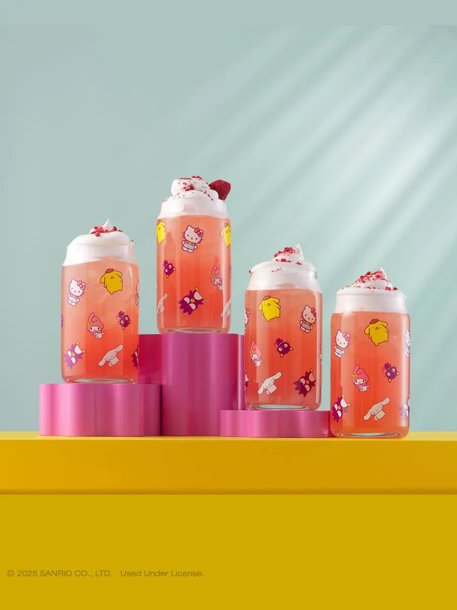 Набор из 4 стаканов для напитков Hello Kitty Friends с изображением персонажей мультфильма «Друзья» — изображение 8 из 8