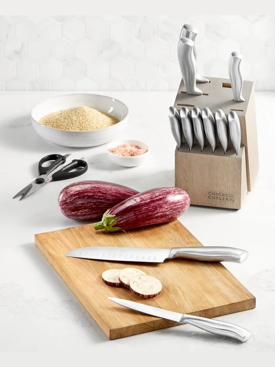 Набор столовых приборов Insignia из 13 предметов Chicago Cutlery — серебристый