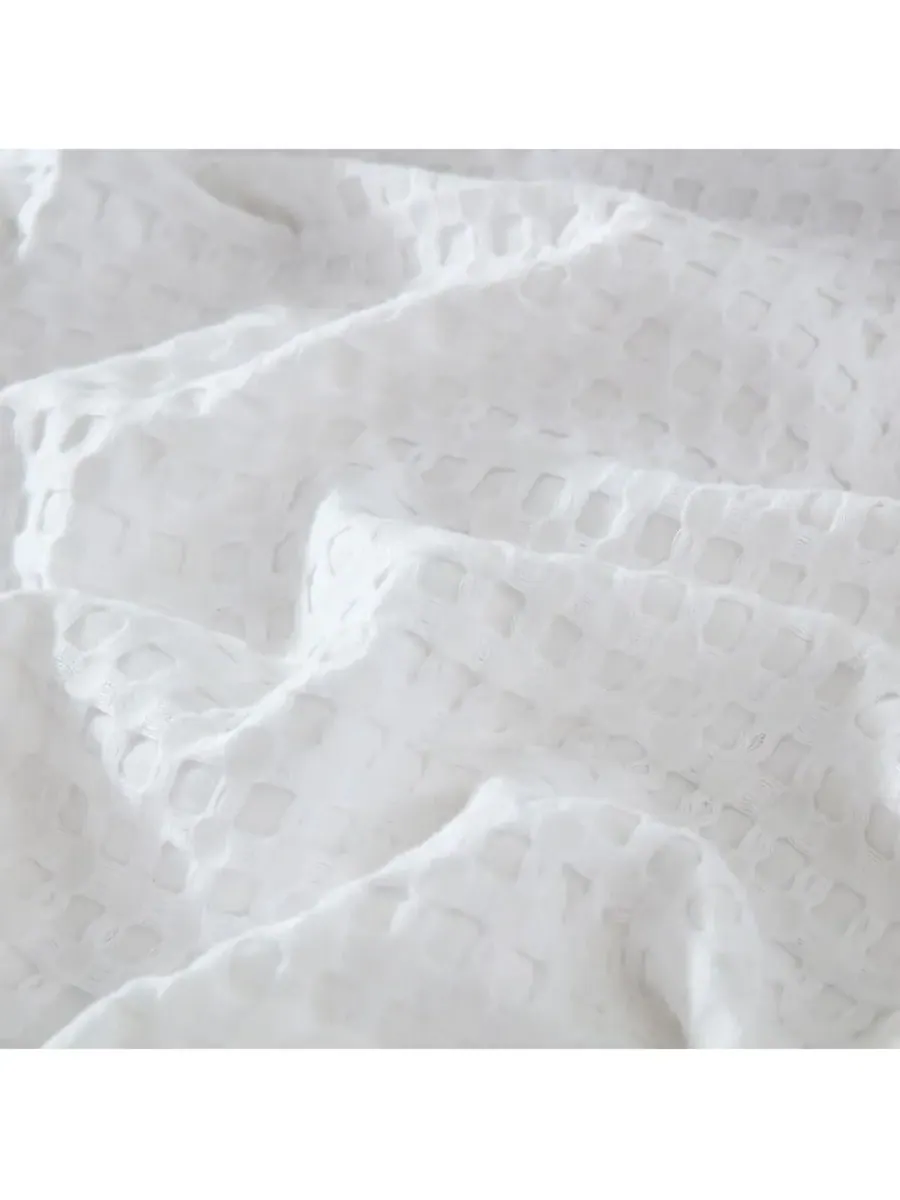 Уютное бамбуковое вафельное одеяло, размер King/California King Egyptian Linens — изображение 3 из 3, белый