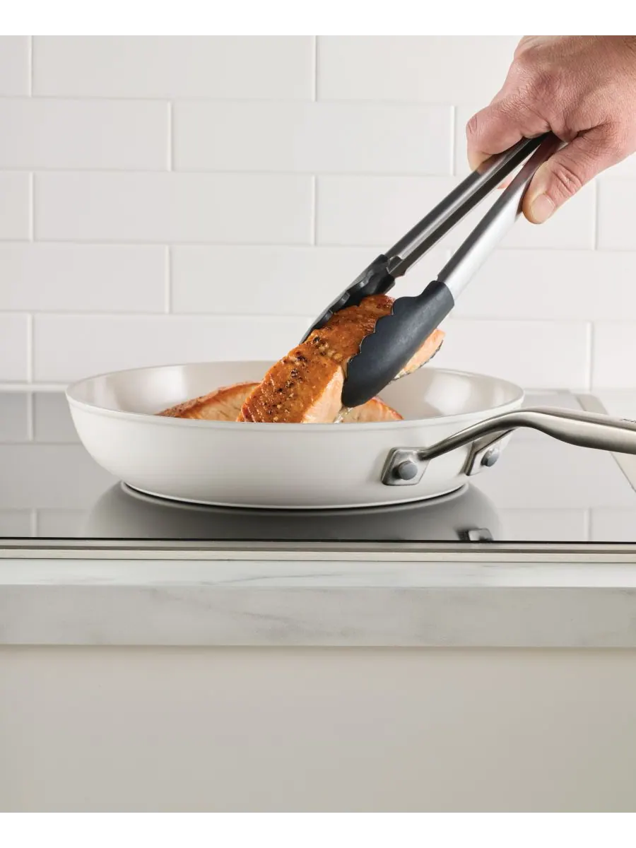 Сковорода KitchenAid Hard-Anodized Ceramic Induction, 25 см — изображение 7 из 10, белый