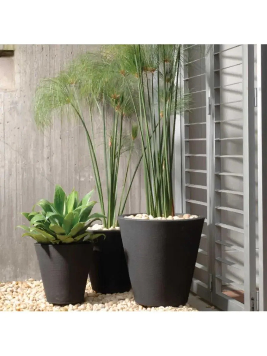 Цветочный горшок Madison Planter, 36 см , цвет «старая бронза» Crescent Garden — изображение 2 из 3