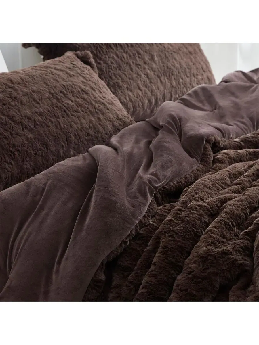 Одеяло с флисовой текстурой Fluffy Buffalo Coma Inducer — изображение 3 из 6, коричневый
