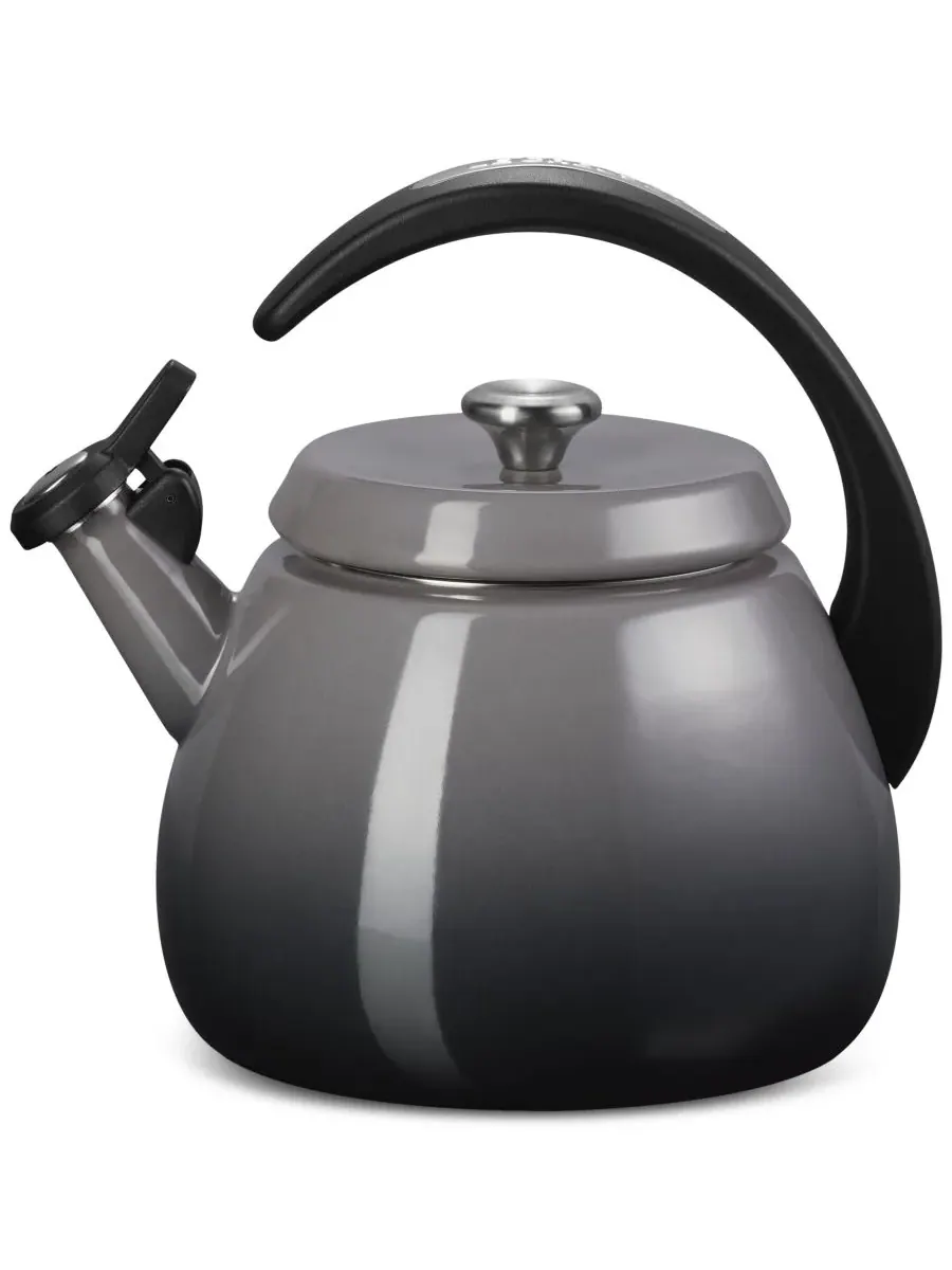 Чайник-колпак объемом 2 л, эмалированный по стали Le Creuset, устричный — изображение 1 из 4, устрица