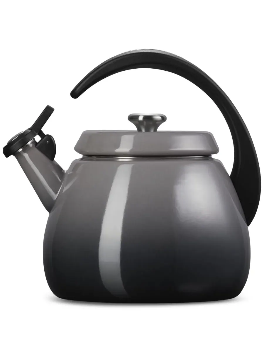 Чайник-колпак объемом 2 л, эмалированный по стали Le Creuset, устричный — изображение 3 из 4, устрица