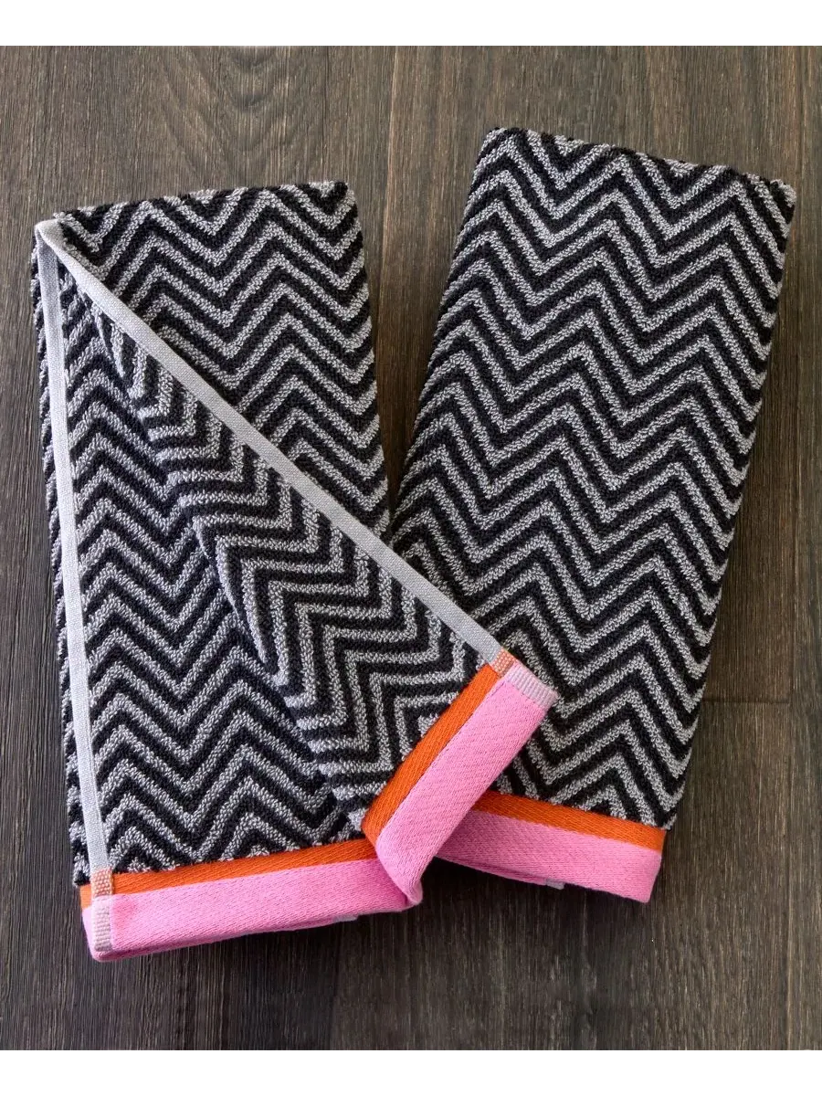 Набор из 2 полотенец для рук Herringbone Border Jacquard SKL Home — изображение 2 из 6, черный