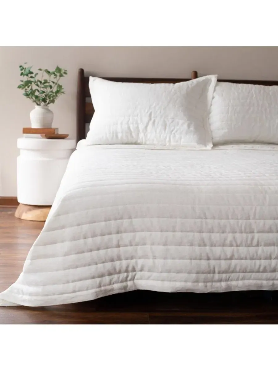 Стеганое одеяло из французского льна с наволочками Twin/Twin XL Bokser Home — изображение 1 из 11, бежевый