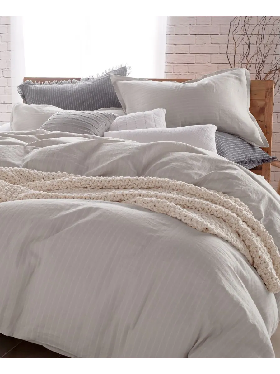 Пододеяльник из чистого комфортного хлопка, размер king. DKNY