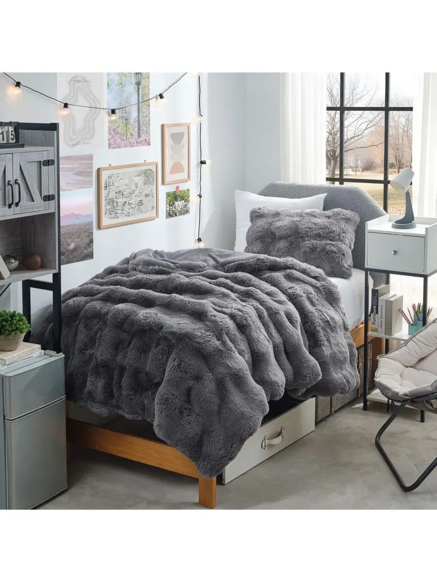 Одеяло-комфортер Snowball Giant Oversized Comforter Set Coma Inducer — изображение 1 из 4, титановый