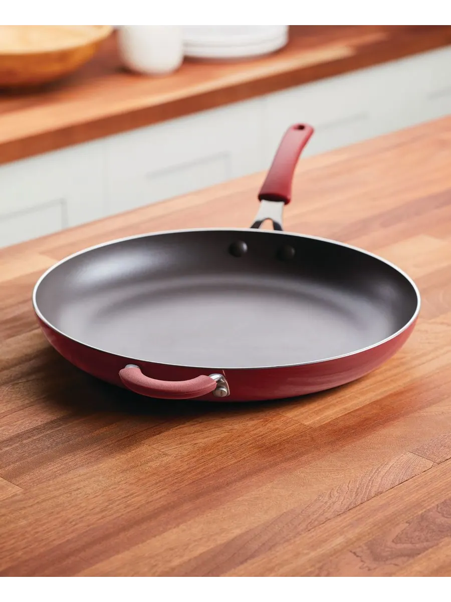 Алюминиевая сковорода с антипригарным покрытием Cook + Create, 14 дюймов Rachael Ray — изображение 6 из 10, красный