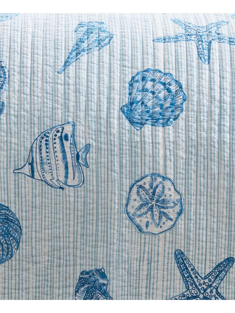 Двустороннее одеяло Sandy Cove, 3 предмета, размер Full/Queen Levtex — изображение 6 из 7, синий