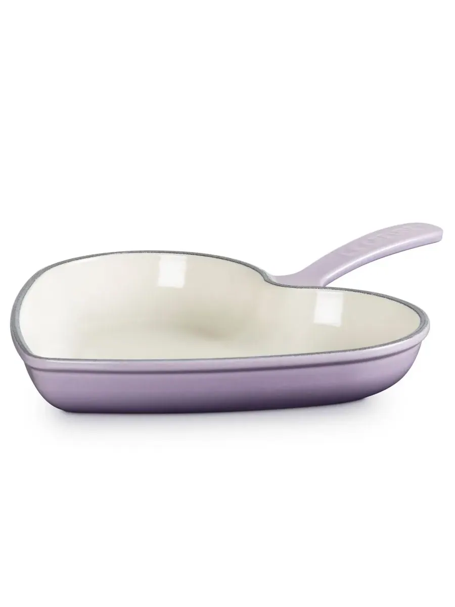Сотейник чугунный Le Creuset Traditional Heart, 26 см, прованс — изображение 2 из 5