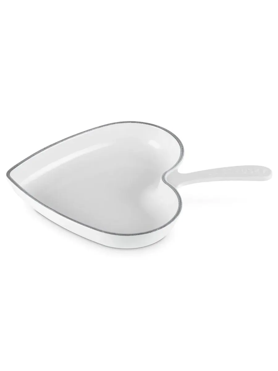 Сотейник чугунный Le Creuset Traditional Heart, 26 см — изображение 2 из 5, белый
