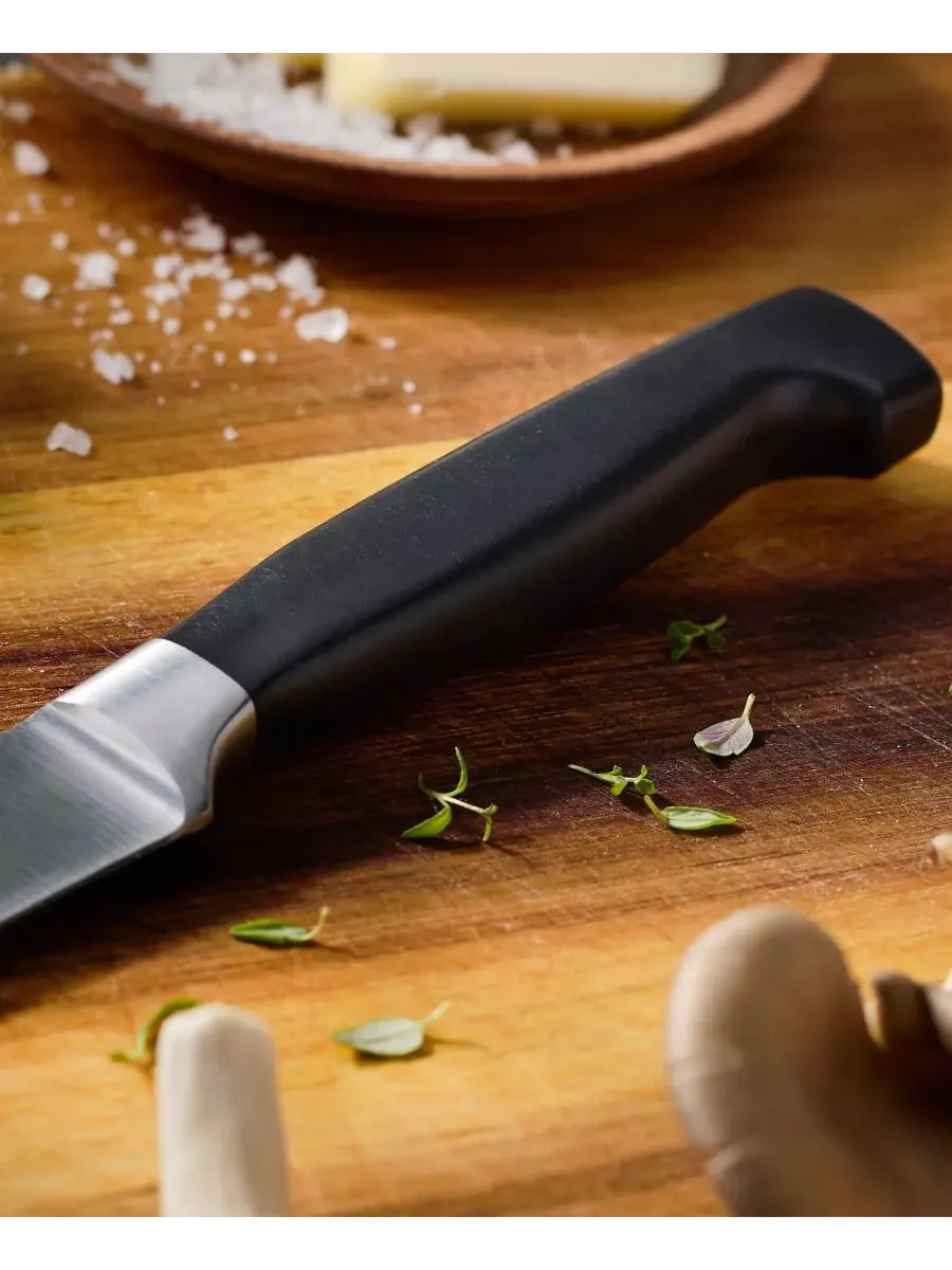 Универсальный нож Four Star 13 см Zwilling — изображение 6 из 8, черный
