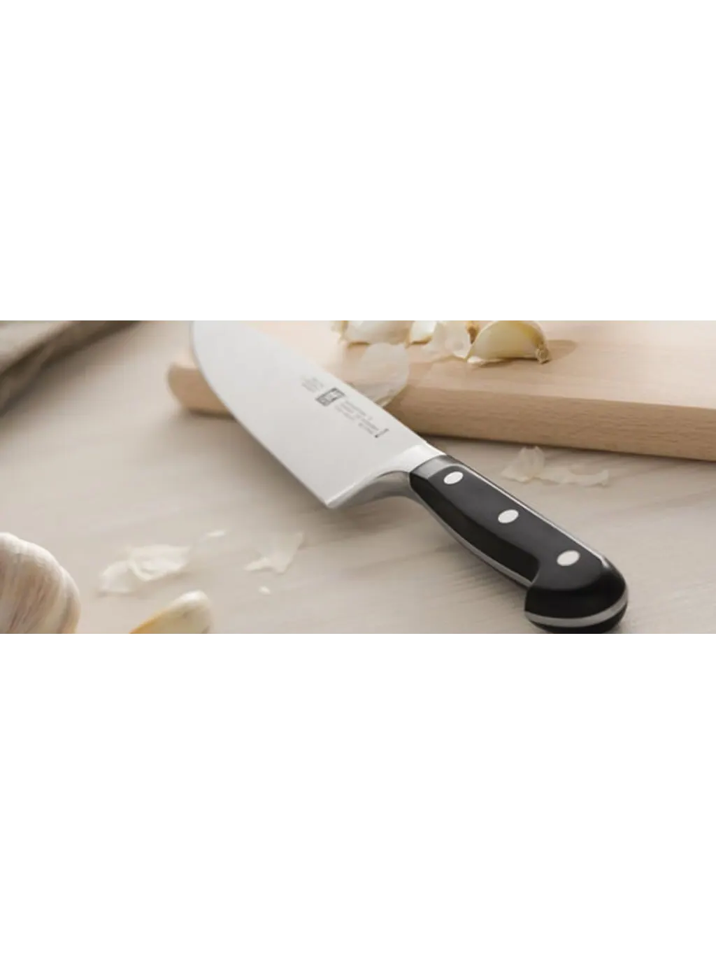 Нож поварской ZWILLING Professional S, 20 см — изображение 6 из 12, черный