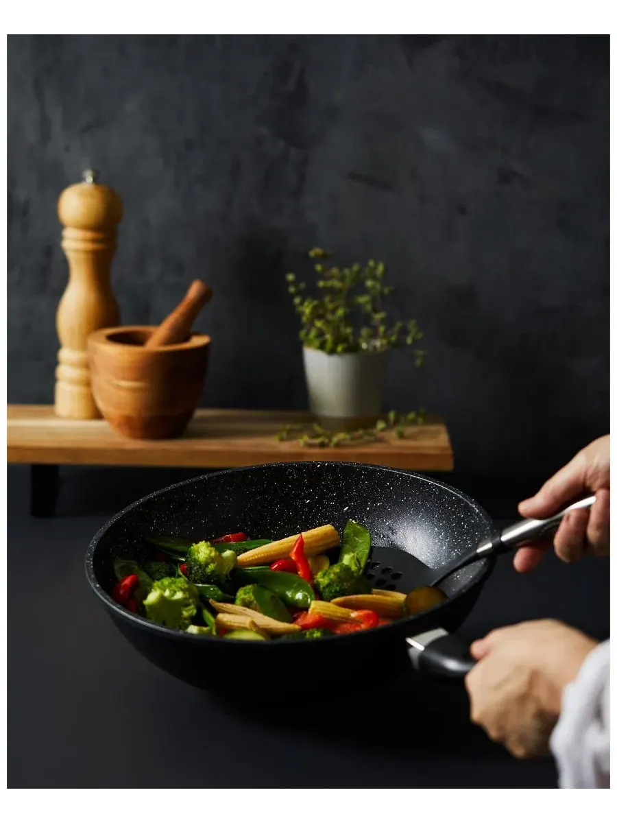 Вок STONE из литого алюминия, 28 см Cuisine::Pro — изображение 3 из 3, черный